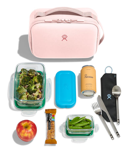 Hydro Flask Carry Out Lunch Box durable exterior protects meals.
