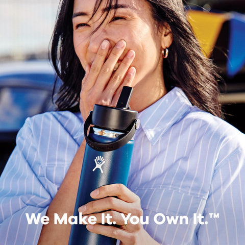 Hydro Flask Wide Mouth bottle is dishwasher-safe for simple cleaning.