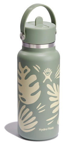 Hydro Flask Flex Straw Cap closeup shows leakproof seal for secure travel.