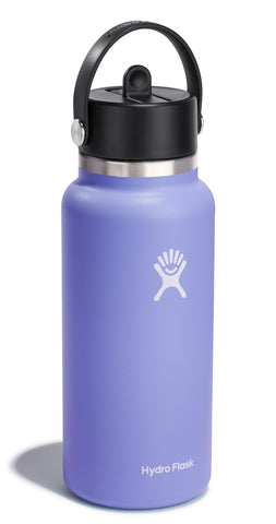 Hydro Flask flex straw cap sealed to prevent leaks during travel.