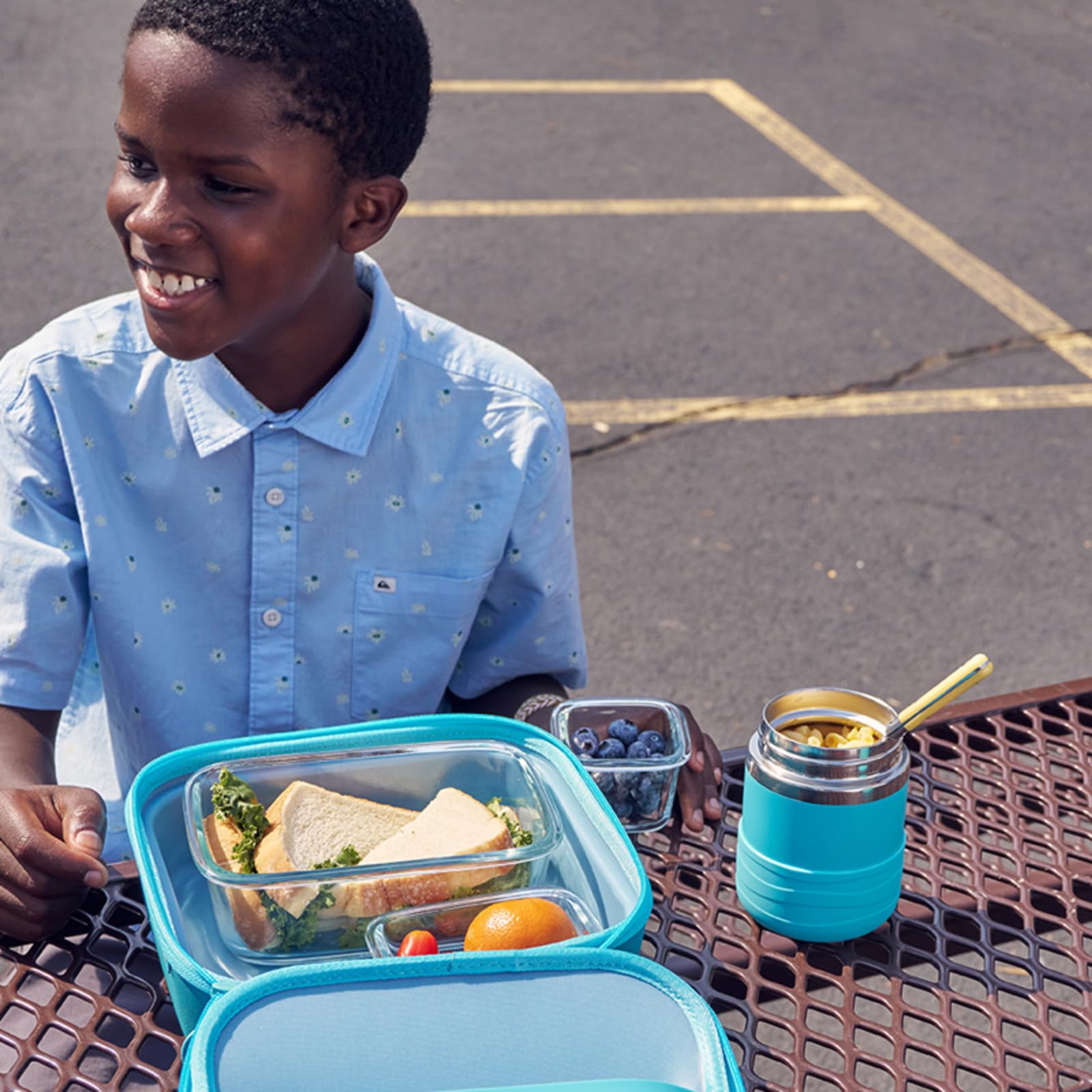 Leakproof Hydro Flask lunch container prevents spills in backpacks.