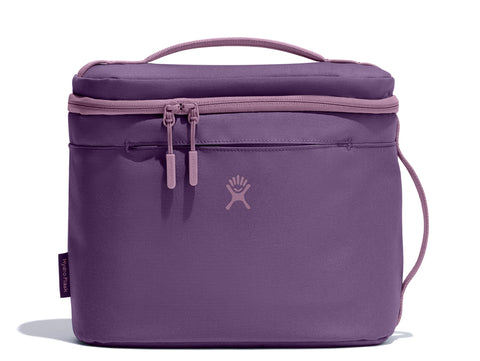 Hydro Flask Lunch Bag Beach Plum Purple, roomy 8 L interior keeps meals organized and fresh.