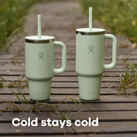 Hydro Flask Travel Tumbler ergonomic handle enables comfortable one-handed carrying