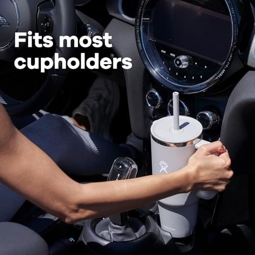 Hydro Flask travel tumbler with leak-resistant lid and straw for secure sipping.