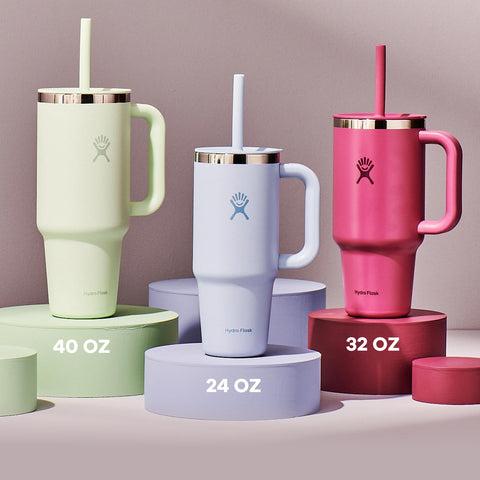 Hydro Flask leak-resistant lid keeps drinks secure during travel and sports.