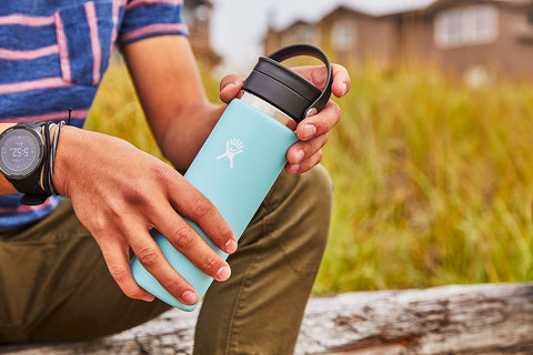 Hydro Flask leakproof lid keeps drinks sealed during transit.