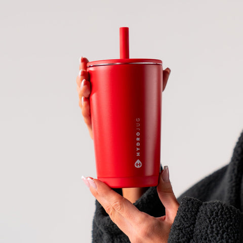 HydroJug Everyday Tumbler Alumni Red double-wall insulation helps maintain temperature throughout the day