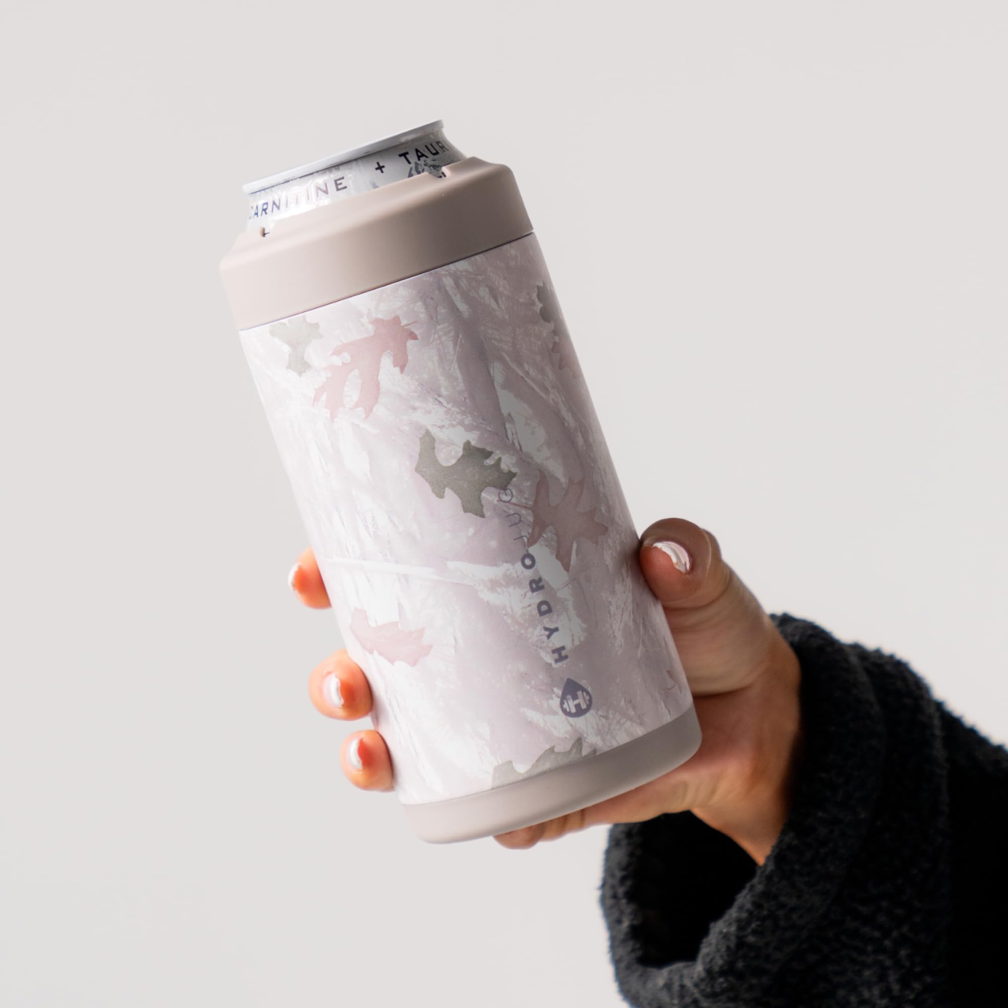 HydroJug non-slip base camo design offers steady drinks on surfaces.