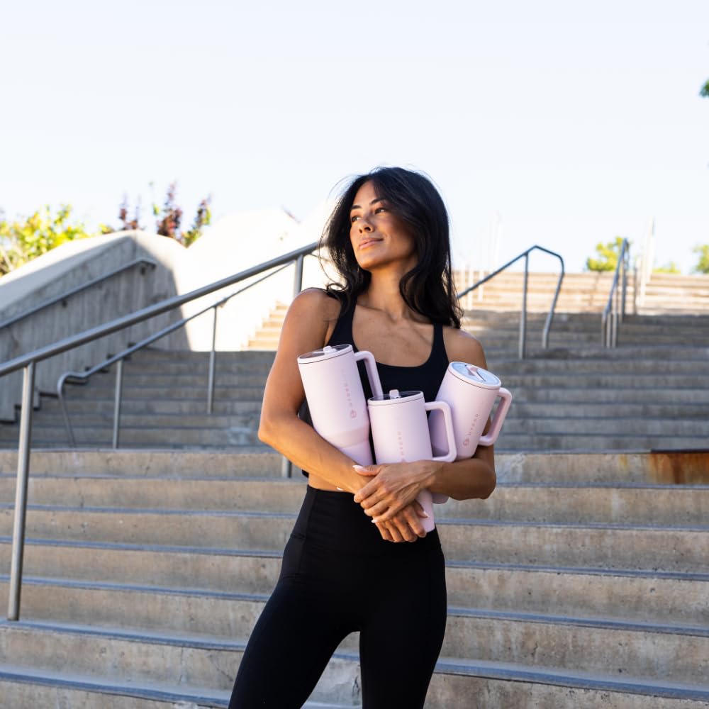 HydroJug Traveler rubber base provides non-slip stability on desks or floors