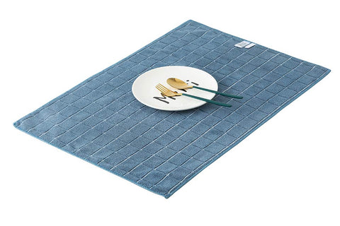 HYER KITCHEN towels 26x18 inches, oversized for large drying tasks.