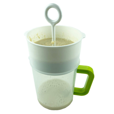 iaesthete filter pitcher 1-5l demonstrates fast, clean liquid separation for nut milks and juices