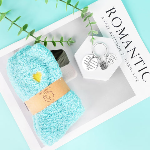 iAOVUEBY bath bomb for a fizzy, spa-like bath experience.