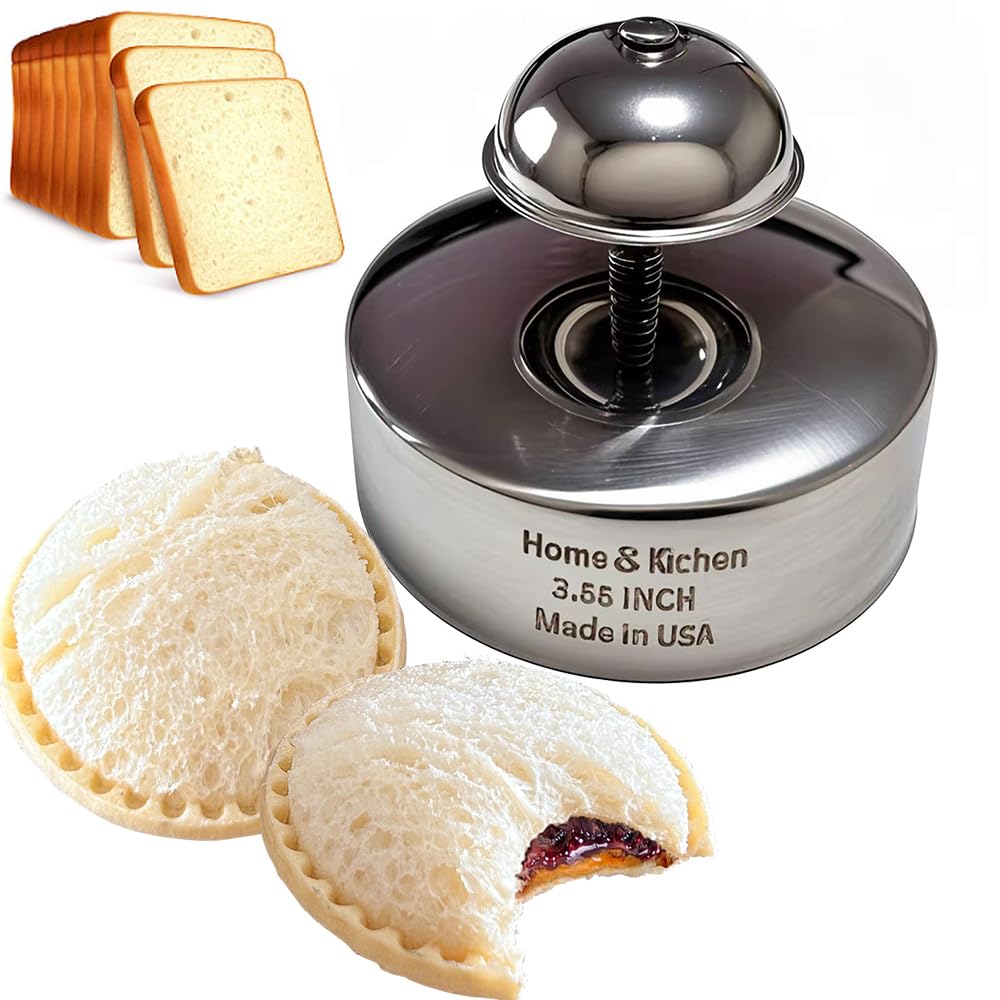 IELEK sandwich cutter set for crustless lunches and kid-friendly shapes.