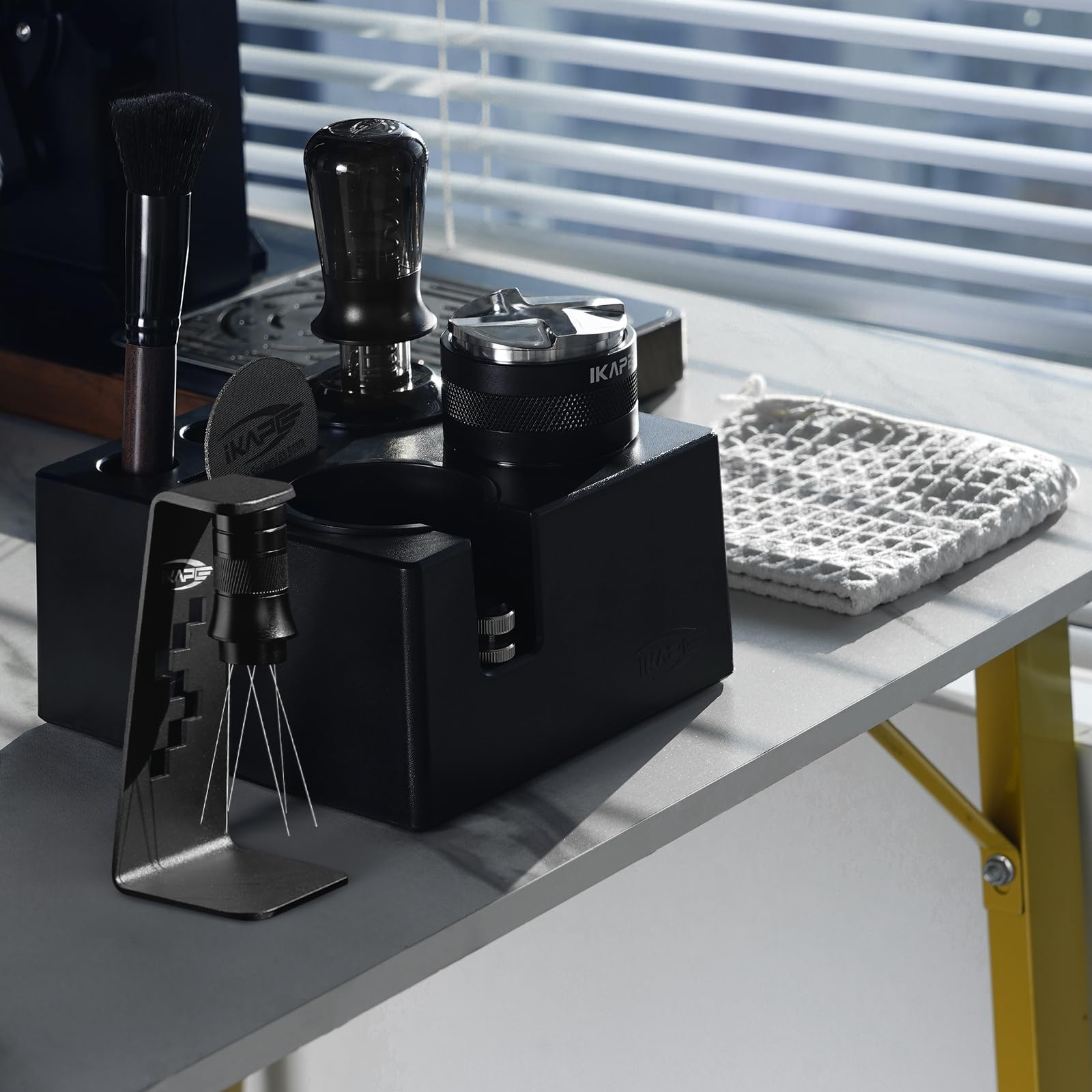 IKAPE puck screen filtering fines for smoother extraction