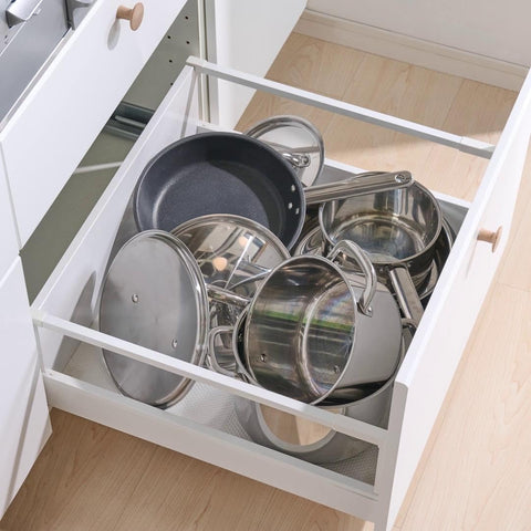 IKEA Variera stainless steel surface is easy to wipe clean.