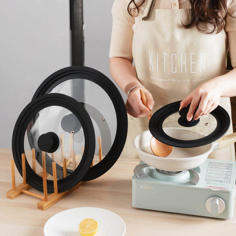 ILOVYO vented glass lid with ergonomic handle, perfect for venting steam during cooking.