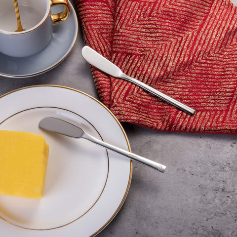 IMEEA spreaders enhance toast preparation with a stylish, practical design.