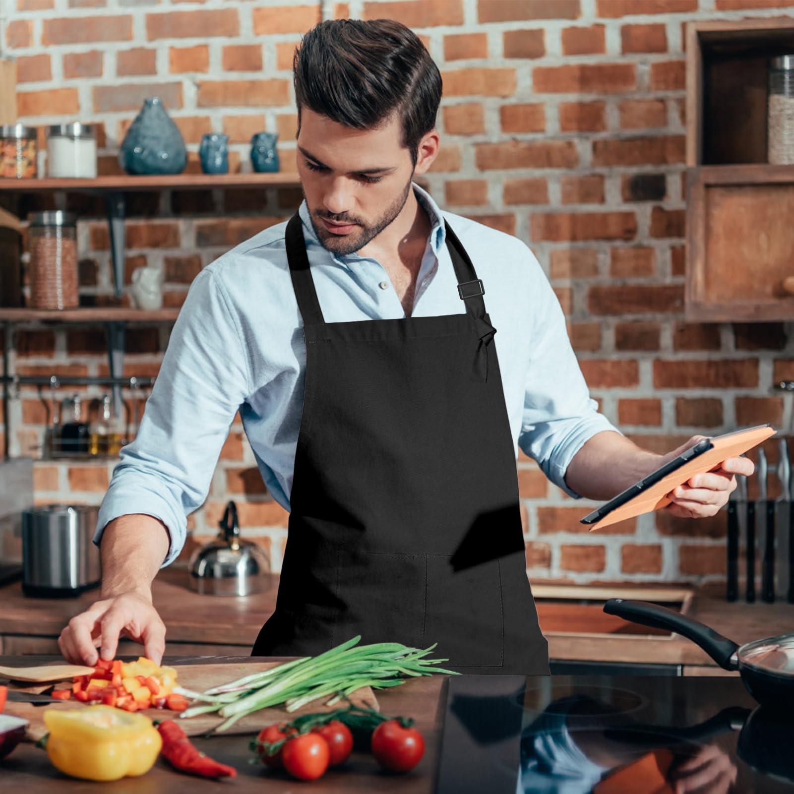 IMERAGO versatile aprons for cooking, painting, gardening, and crafts.