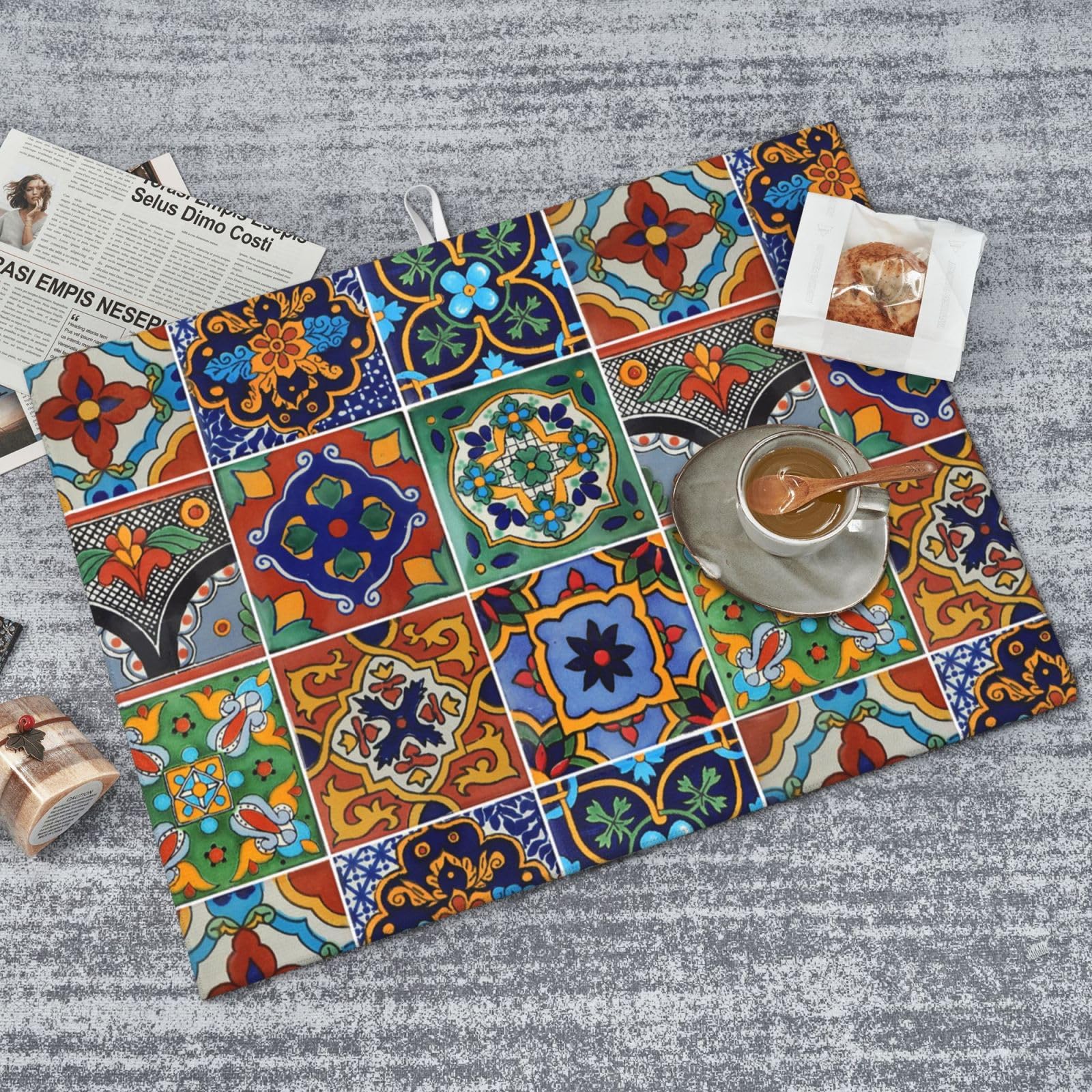 Indokyeyqaz Talavera gift-ready drying mat makes a thoughtful housewarming or celebration gift.