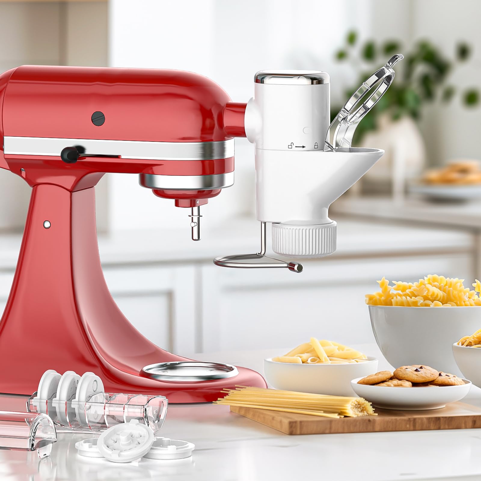 InnoMoon pasta press fettuccine plate produces long delicate strands