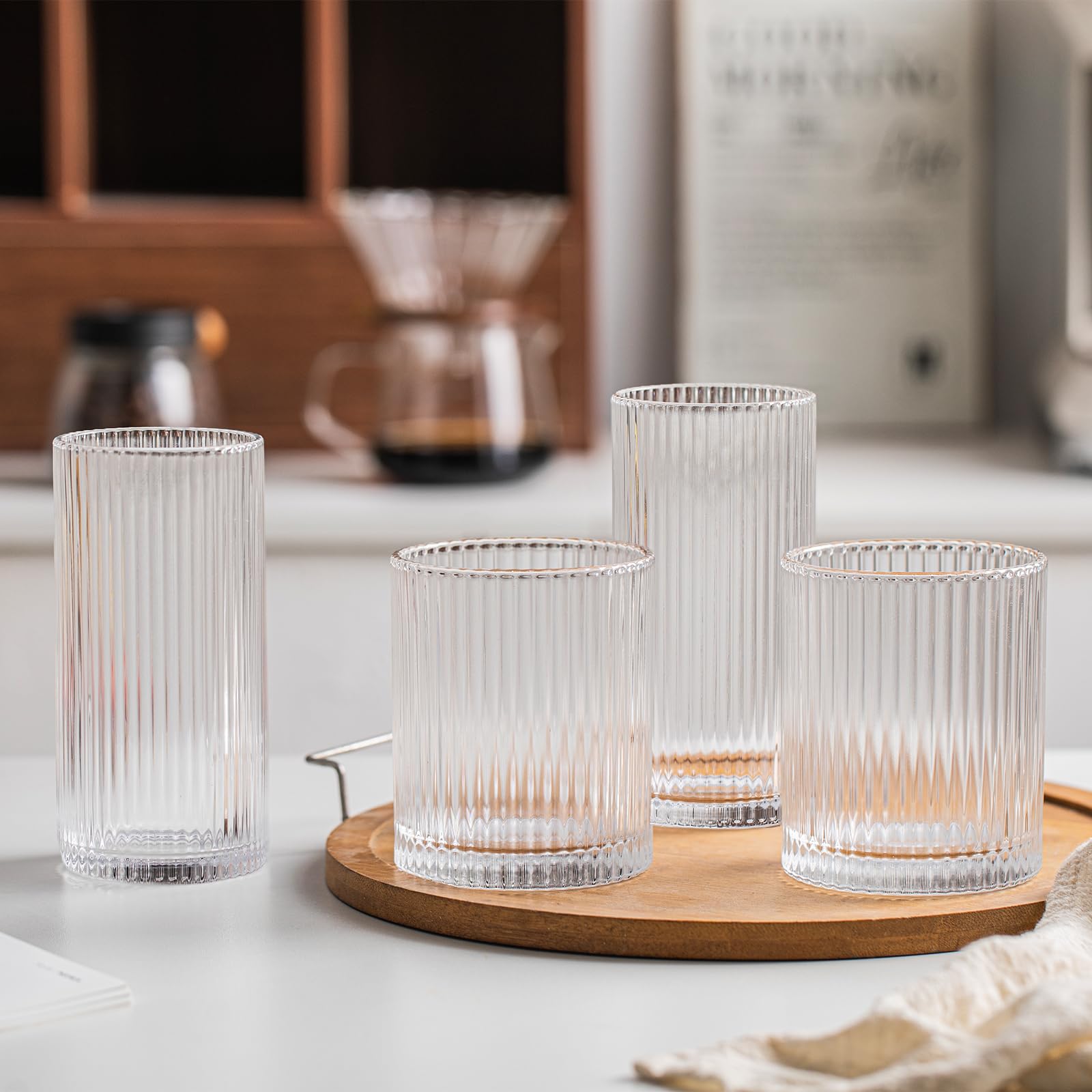 INSETLAN elegant gift-packaging, ideal for holidays or celebrations.