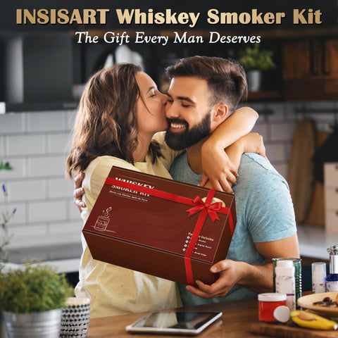 Glass of whiskey with a smoky ring from the INSISART smoker kit.