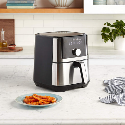 Instant Pot Vortex Plus 4QT control panel with intuitive touchscreen for easy cooking.