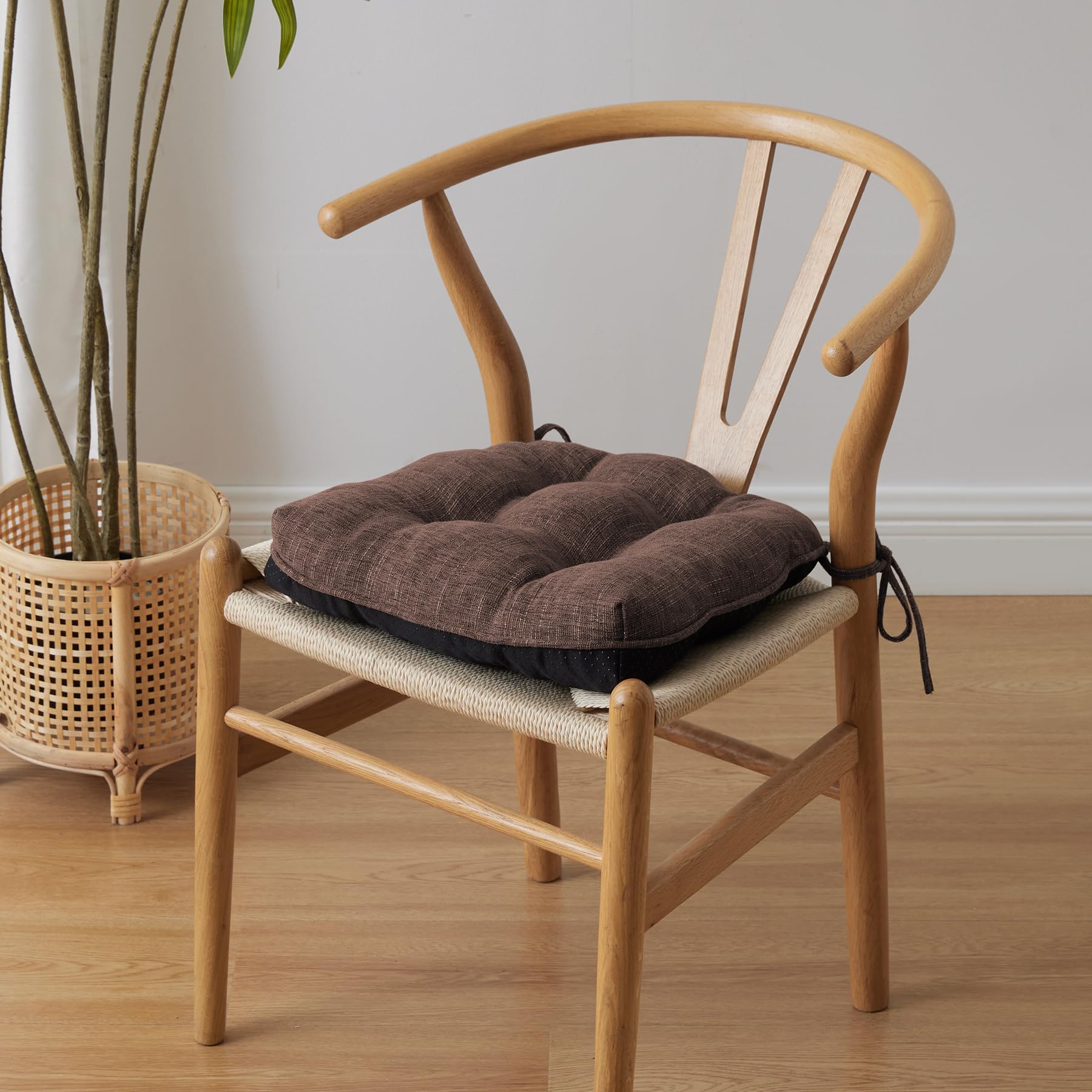 IPYNBAP vacuum-packed cushions expand within 1-2 days.