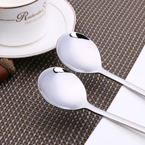 IQCWOOD dishwasher-safe spoon that cleans easily and resists deformation.