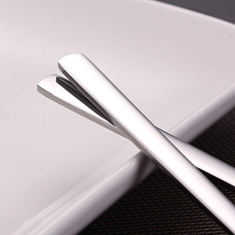 IQCWOOD wide-head spoon with a 1.57-inch bowl for soups and stews.