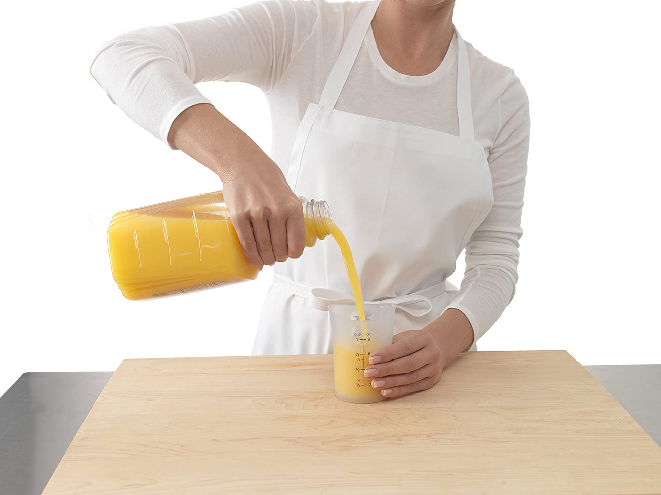 iSi Basics measuring cup silicone translucent-body for easy visibility.