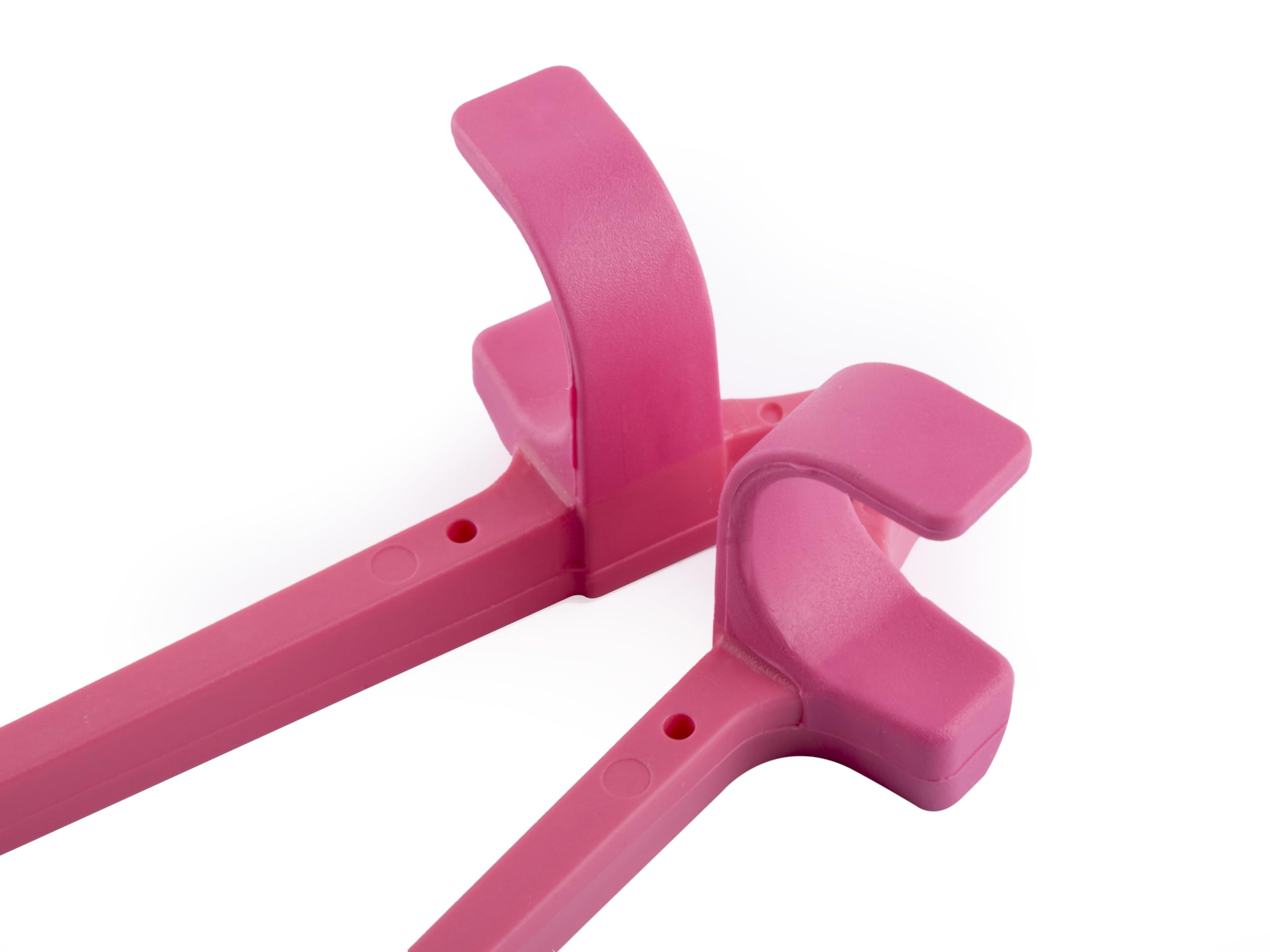 isnack finger chopsticks chip grabber in use helps keep hands clean