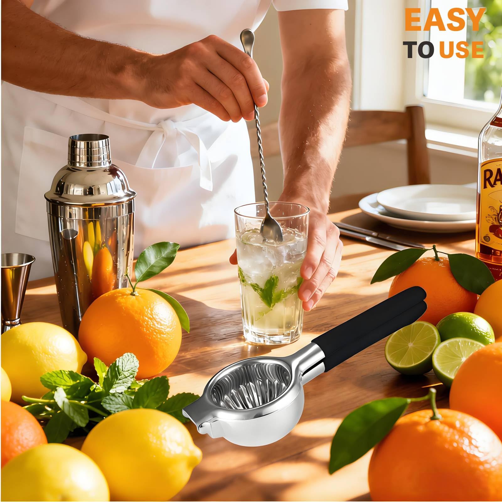 Istarcas ergonomic palm-friendly juicer reduces hand fatigue.