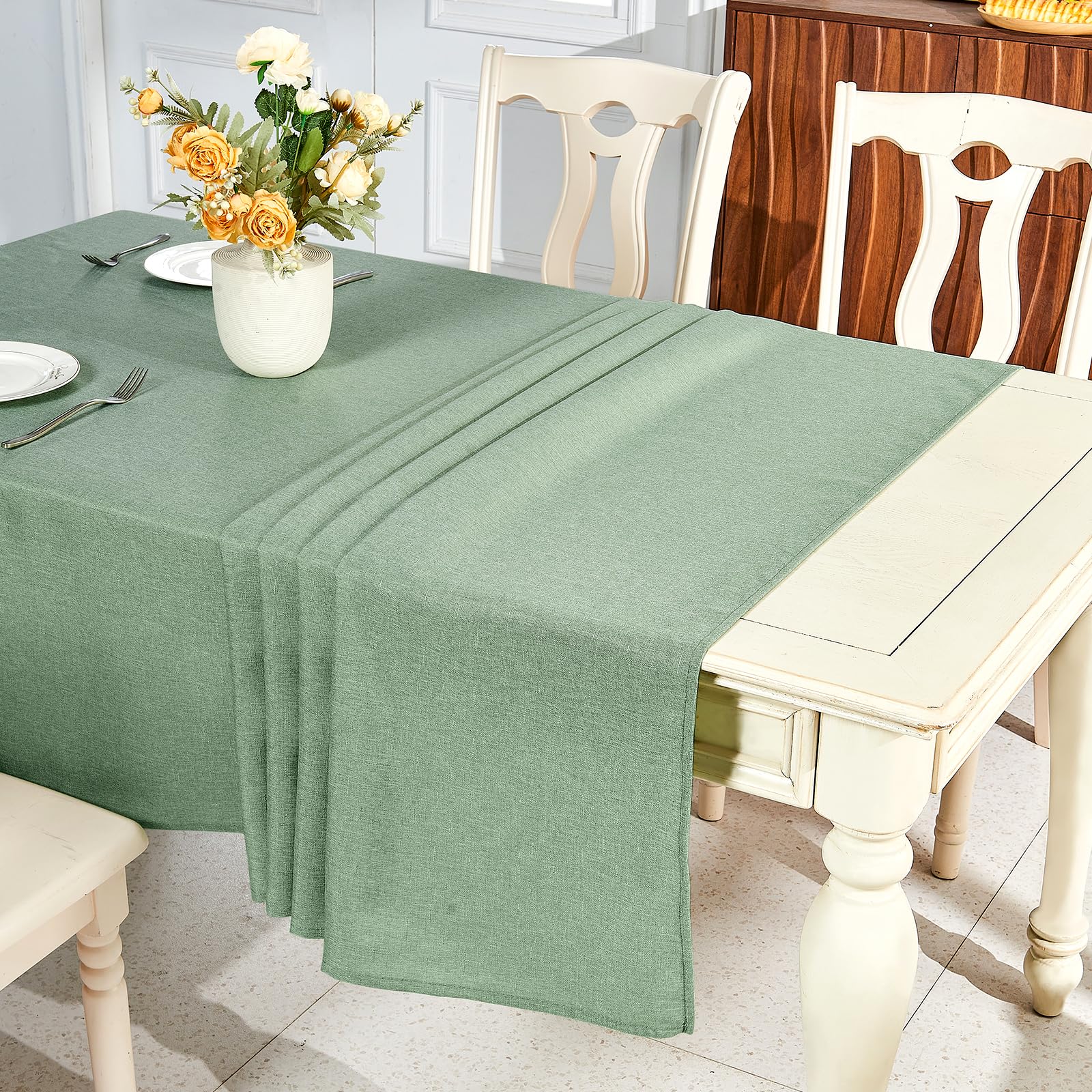 IVAPUPU tablecloth with artisan border detail for polished look