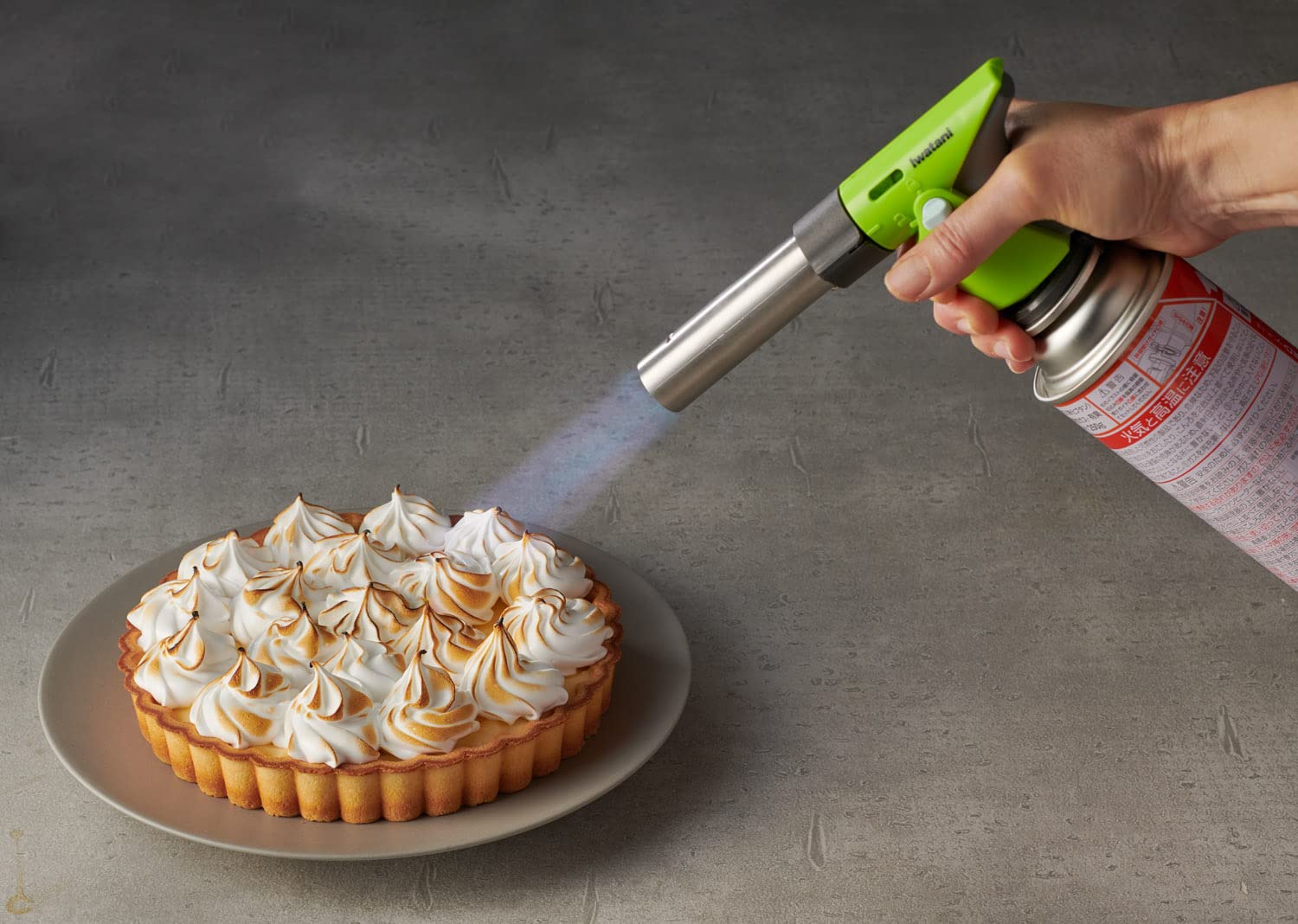 Iwatani Burane Torch CKGR with one-touch ignition for quick starts