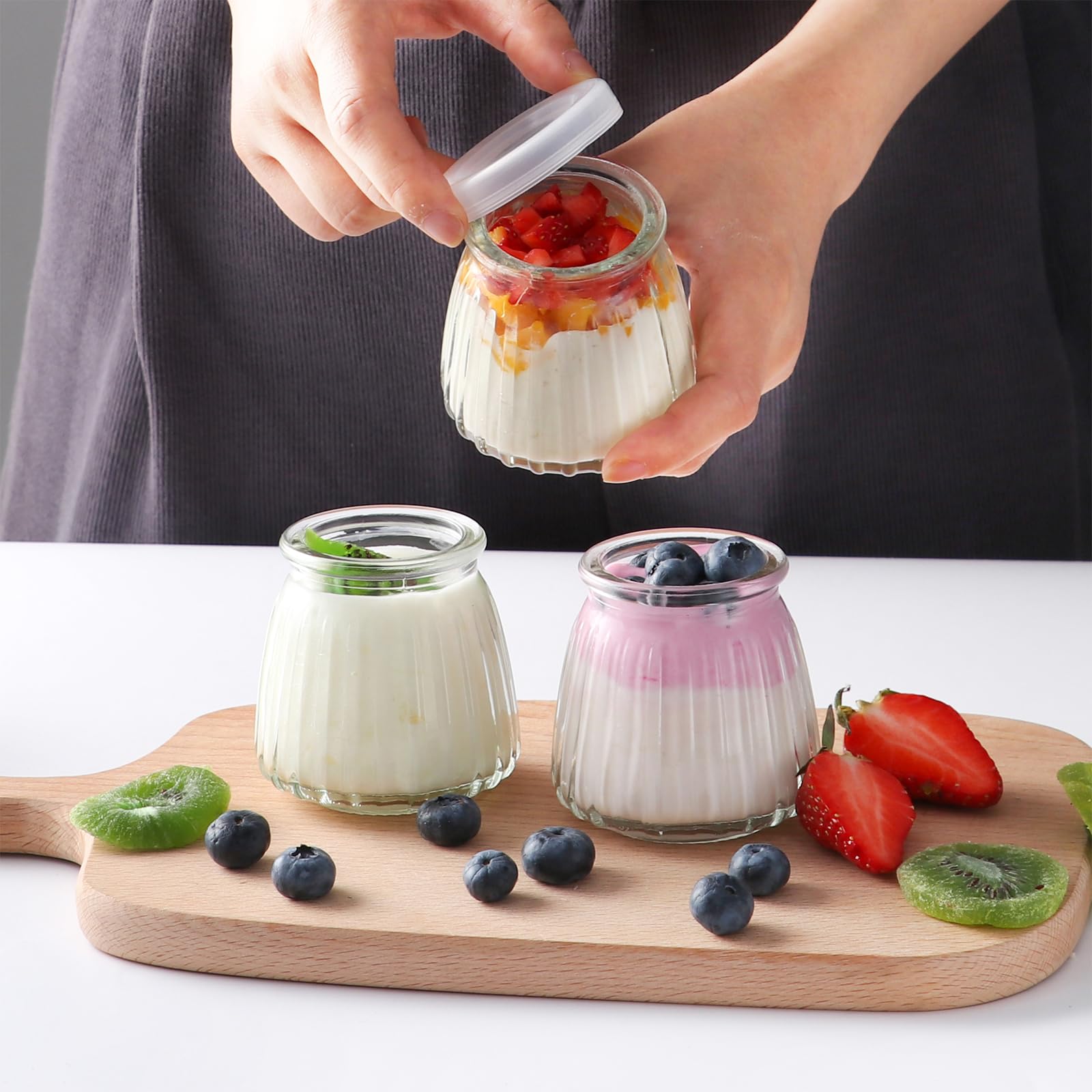 Jaisie.W compact 2.65x2.61 inch jars suit small portions.