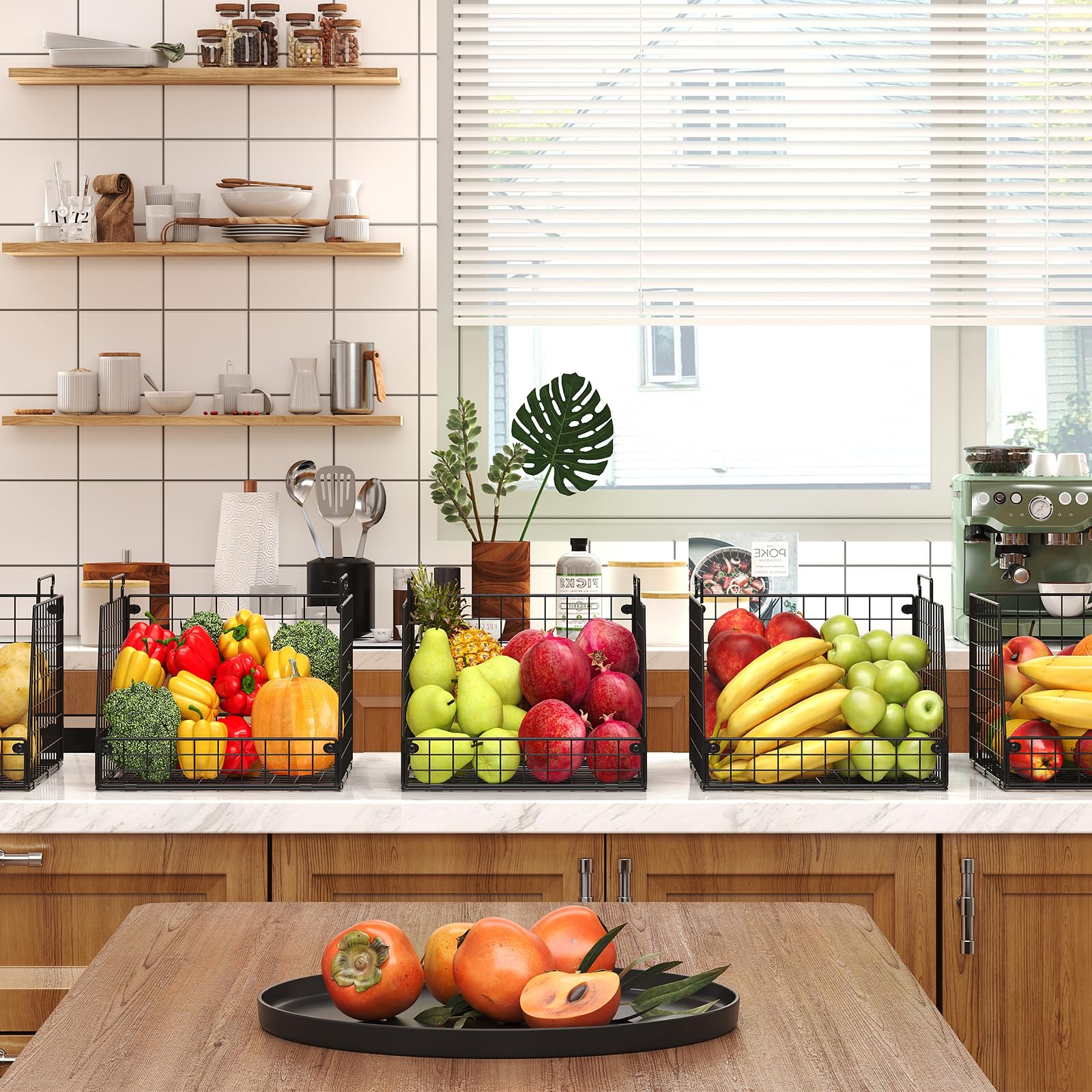 Jakyitvi durable metal mesh construction supports everyday use.