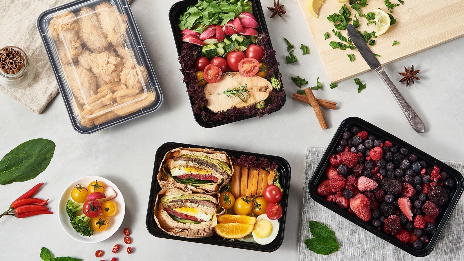 Compact Jaluxing lunch box ideal for takeout and on-the-go meals.