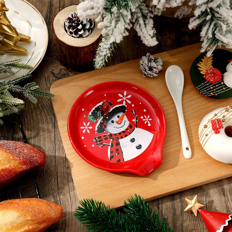 Compact spoon rest measures 4.7 x 5.1 x 0.6 inches for spoons and small tools.