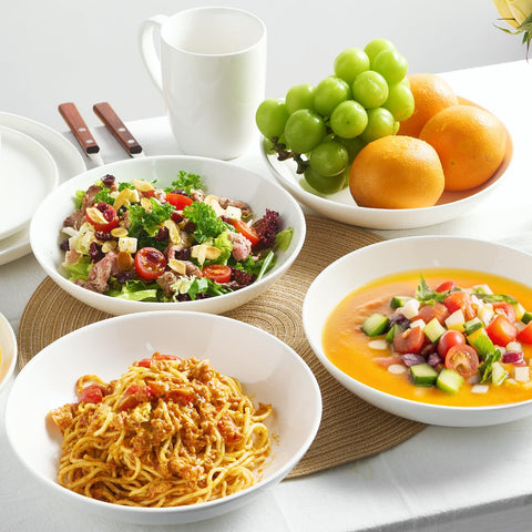 Jassceram minimalist white bowls suit any table.