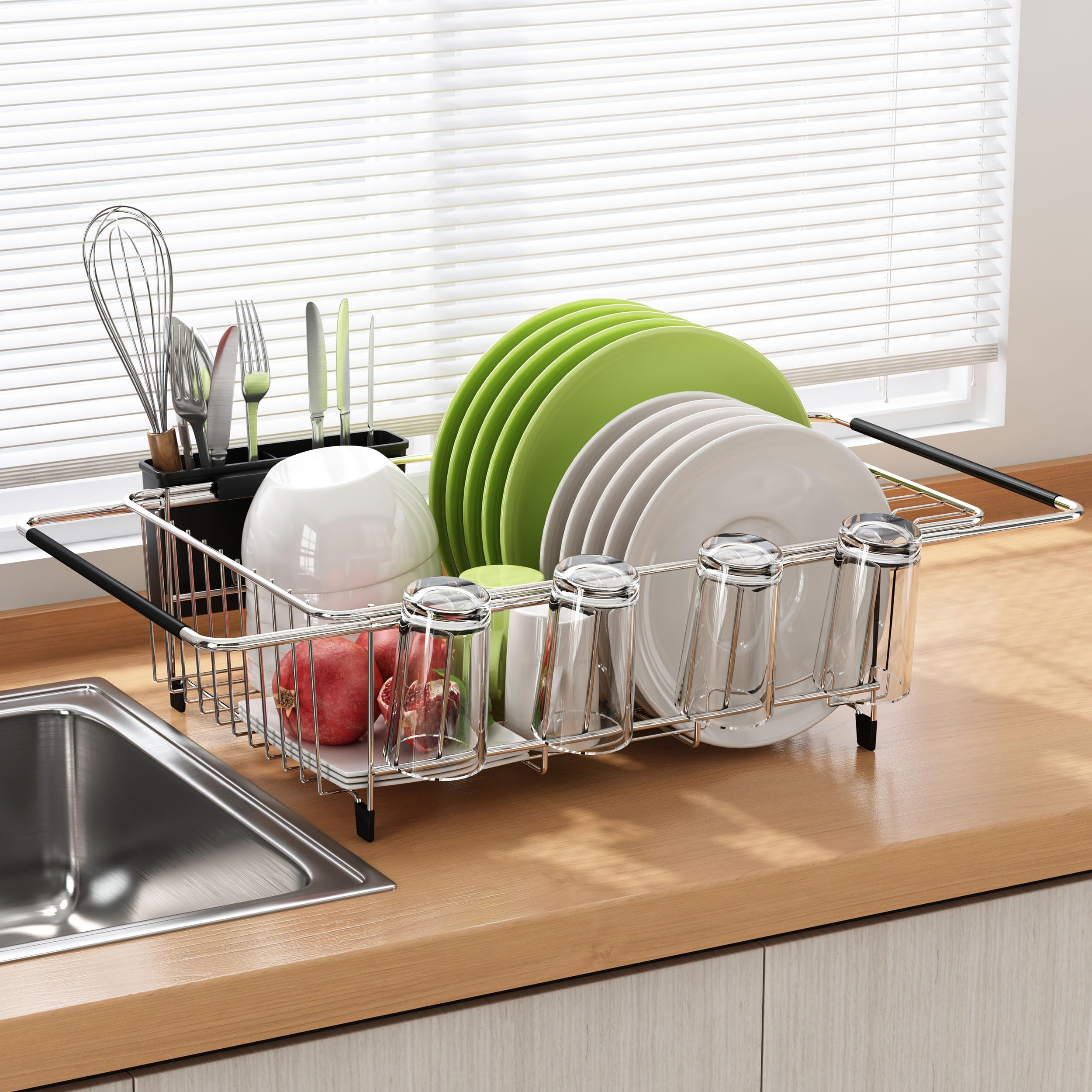 JASIWAY compact design fits small kitchens and holds eight plates.