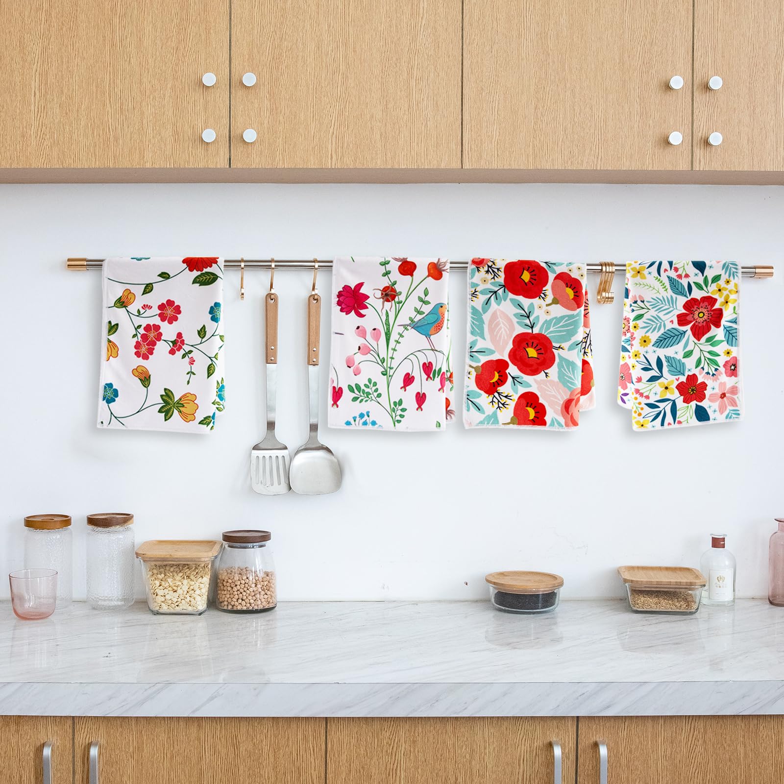 Four-piece set in 16x24 size, reusable and washable for long-term use.