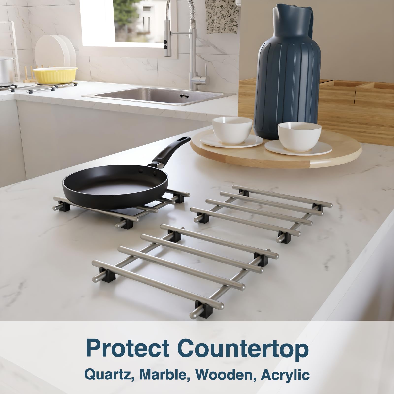 JEEATCN compact trivet serves as a baking pan rest and protector.