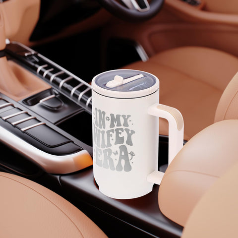 JETIKON Pale pink exterior tumbler adds chic wedding gifting appeal.