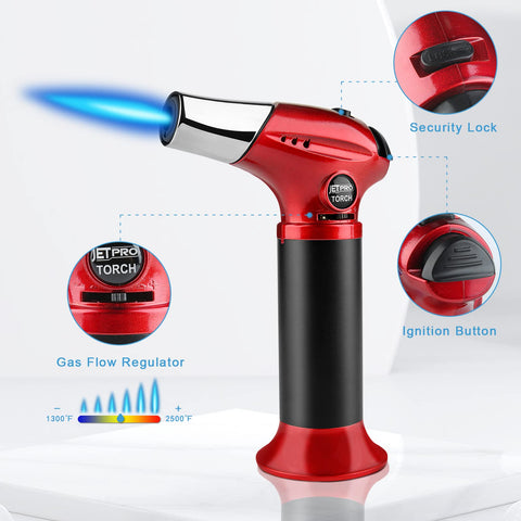 JetPro adjustable flame demonstrates versatile heat control for culinary tasks.