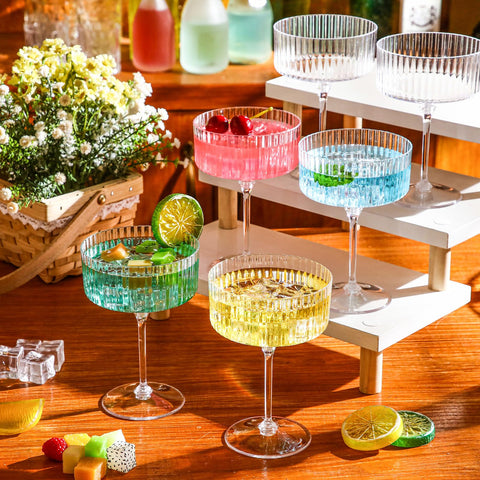 Jingmore unbreakable plastic glass offers durable dessert and parfait servings