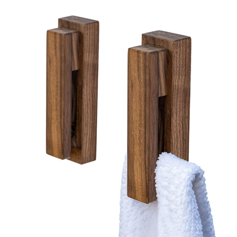 JINMURY walnut wood hook close-up shows wax finish and natural grain
