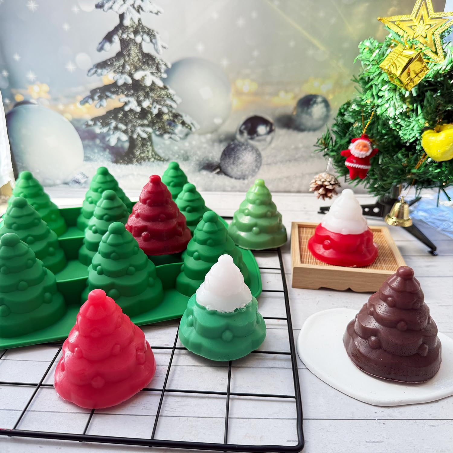 JJzxwish candle tree mold great for festive candles.