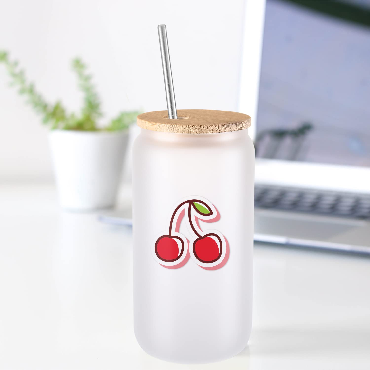 JMScape thick borosilicate glass is sturdy and resistant to temperature changes.