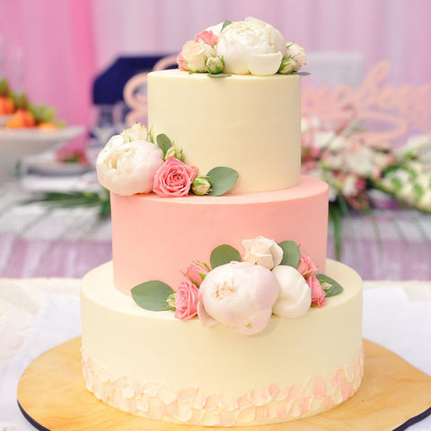 JOBVERT wedding display dummy cake offers a reusable backdrop for photography and tastings.